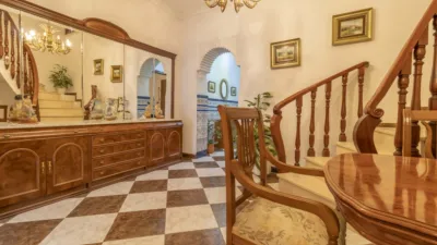 House in Brenes photo 3