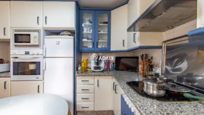 Casa pareada en venta en Las Candelas, Montesol-Mejostilla (Cáceres Capital) de 249.000 €