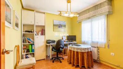 Casa pareada en venta en Las Candelas, Montesol-Mejostilla (Cáceres Capital) de 249.000 €