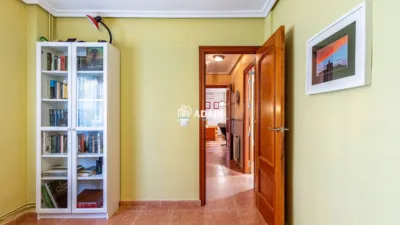 Casa pareada en venta en Las Candelas, Montesol-Mejostilla (Cáceres Capital) de 249.000 €