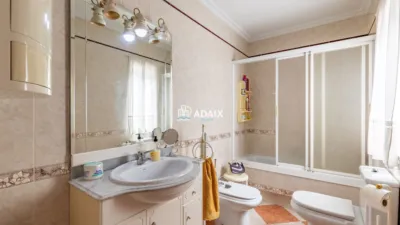 Casa pareada en venta en Las Candelas, Montesol-Mejostilla (Cáceres Capital) de 249.000 €