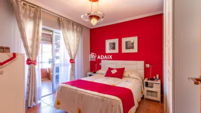 Casa pareada en venta en Las Candelas, Montesol-Mejostilla (Cáceres Capital) de 249.000 €