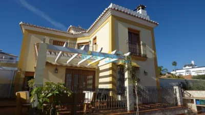 House in Centre photo 2