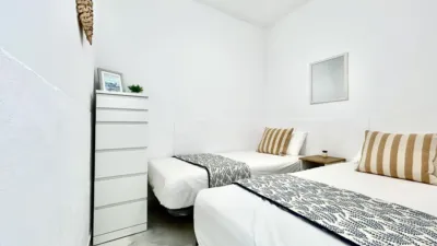 Apartment on street photo 14