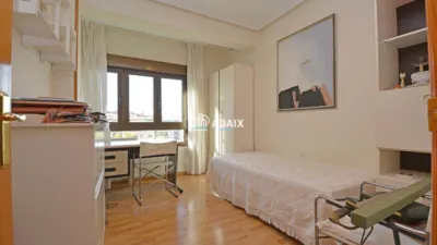 Piso en venta en Avenida de Hernán Cortés, cerca de Travesía de Hernán Cortés, Oeste-Nuevo Oeste (Cáceres Capital) de 250.000 €
