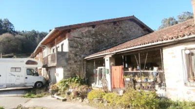 House on Calle Barrio Barros-Santian, No. 3 photo 4