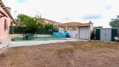 Chalet en alquiler en Carrer 302, La Canyada - La Cañada (Paterna) de 2.000 €<span>/mes</span>