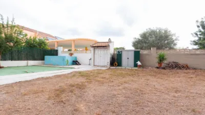 Chalet en alquiler en Carrer 302, La Canyada - La Cañada (Paterna) de 2.000 €<span>/mes</span>