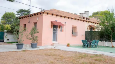 Chalet en alquiler en Carrer 302, La Canyada - La Cañada (Paterna) de 2.000 €<span>/mes</span>