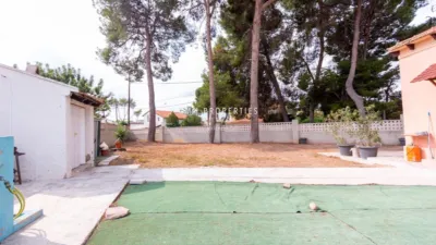 Chalet en alquiler en Carrer 302, La Canyada - La Cañada (Paterna) de 2.000 €<span>/mes</span>