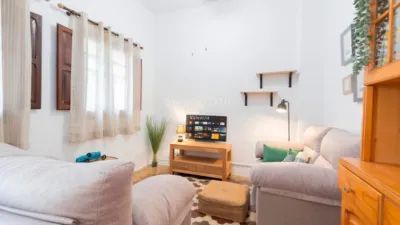 Chalet en alquiler en Carrer 302, La Canyada - La Cañada (Paterna) de 2.000 €<span>/mes</span>