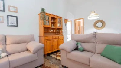 Chalet en alquiler en Carrer 302, La Canyada - La Cañada (Paterna) de 2.000 €<span>/mes</span>