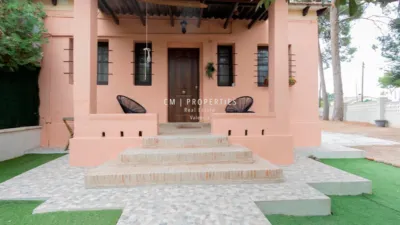 Chalet en alquiler en Carrer 302, La Canyada - La Cañada (Paterna) de 2.000 €<span>/mes</span>