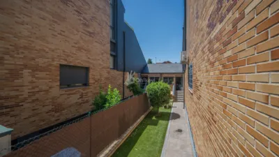 House in Centre photo 12