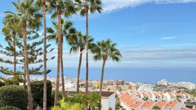 Chalet adosado en venta en Torviscas Alto, Costa Adeje (Adeje) de 630.000 €