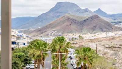 Apartamento en alquiler en los Cristianos, Los Cristianos (Arona) de 1.250 €<span>/mes</span>