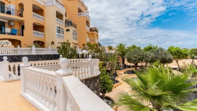 Apartamento en alquiler en los Cristianos, Los Cristianos (Arona) de 1.250 €<span>/mes</span>