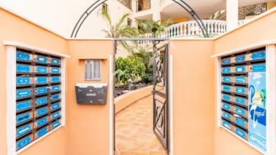 Apartamento en alquiler en los Cristianos, Los Cristianos (Arona) de 1.250 €<span>/mes</span>