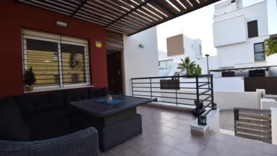 Casa en calle photo 40