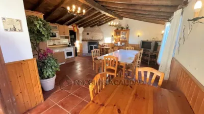 House in Universidad - Las Huelgas photo 3