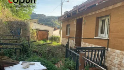 Apartment in El Entrego photo 10