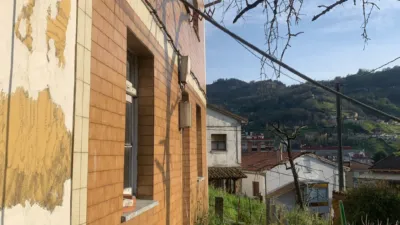 Apartment in El Entrego photo 20