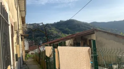 Apartment in El Entrego photo 5