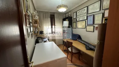 Piso en venta en Calle Federico García Lorca, Centro (Oviedo) de 349.500 €