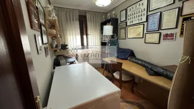 Piso en venta en Calle Federico García Lorca, Centro (Oviedo) de 349.500 €