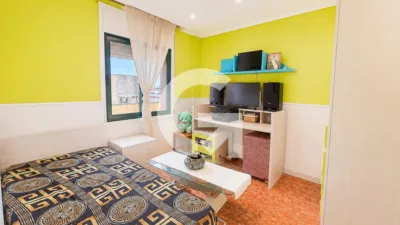 Attic in Carrer Quatre photo 11