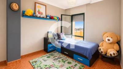 Attic in Carrer Quatre photo 19