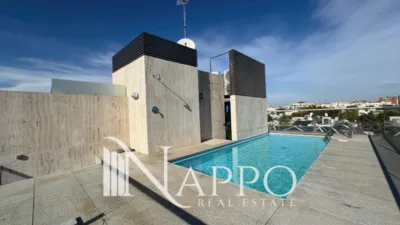 Ático en alquiler en Calle del Genil - Imagen 2