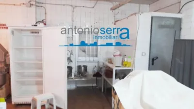 Local comercial en venta en Calle de Alicante, El Carme (Manises) de 153.000 €