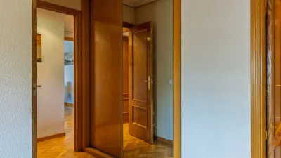 Apartment in Usera/San Fermín photo 13