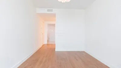 Piso en alquiler en Avenida de las Cortes Valencianas - Imagen 16