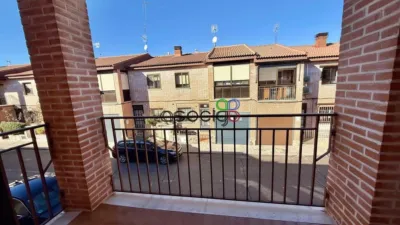 Casa adosada en venta en Marchamalo, Marchamalo de 289.000 €