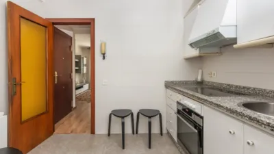 Piso en alquiler en Calle de Policarpo Herrero, 15, Buenavista-El Cristo (Oviedo) de 875 €<span>/mes</span>