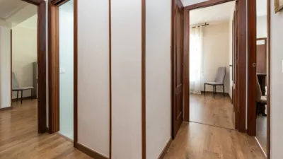 Piso en alquiler en Calle de Policarpo Herrero, 15, Buenavista-El Cristo (Oviedo) de 875 €<span>/mes</span>