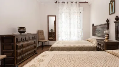 Piso en alquiler en Calle de Policarpo Herrero, 15, Buenavista-El Cristo (Oviedo) de 875 €<span>/mes</span>