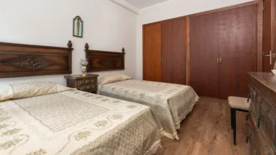 Piso en alquiler en Calle de Policarpo Herrero, 15, Buenavista-El Cristo (Oviedo) de 875 €<span>/mes</span>
