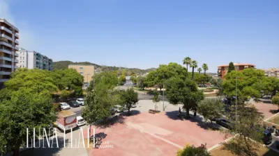 Apartment in Centre-Station Area-Passeig de Joan Maragall photo 25