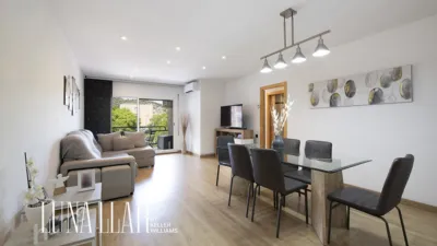 Apartment in Centre-Station Area-Passeig de Joan Maragall photo 6
