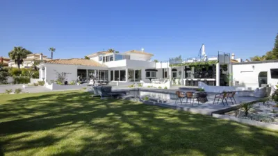 Villa on Autopista del Mediterráneo photo 23