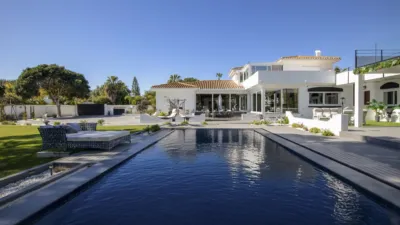 Villa on Autopista del Mediterráneo photo 4