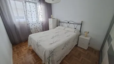 Piso en alquiler en Avenida de Pablo Iglesias, cerca de Calle de Acebal y Rato, Centro (Distrito Centro. Gijón) de 1.250 €<span>/mes</span>