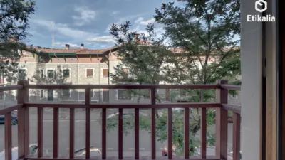 Casa en venta en Avenida de Nuestra Señora de Estíbaliz, cerca de Calle de los Herrán, Desemparados-Judimendi-Santa Lucía (Vitoria - Gasteiz) de 580.000 €