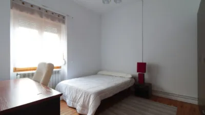 Casa en venta en Avenida de Nuestra Señora de Estíbaliz, cerca de Calle de los Herrán, Desemparados-Judimendi-Santa Lucía (Vitoria - Gasteiz) de 580.000 €
