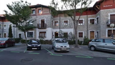 Casa en venta en Avenida de Nuestra Señora de Estíbaliz, cerca de Calle de los Herrán, Desemparados-Judimendi-Santa Lucía (Vitoria - Gasteiz) de 580.000 €