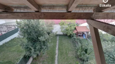 Casa en venta en Avenida de Nuestra Señora de Estíbaliz, cerca de Calle de los Herrán, Desemparados-Judimendi-Santa Lucía (Vitoria - Gasteiz) de 580.000 €
