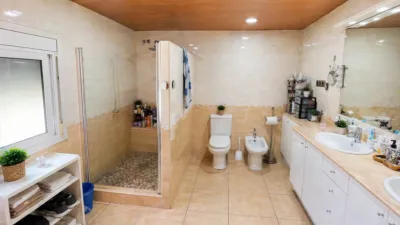 Semi-detached house in Sant Vicenç dels Horts photo 23
